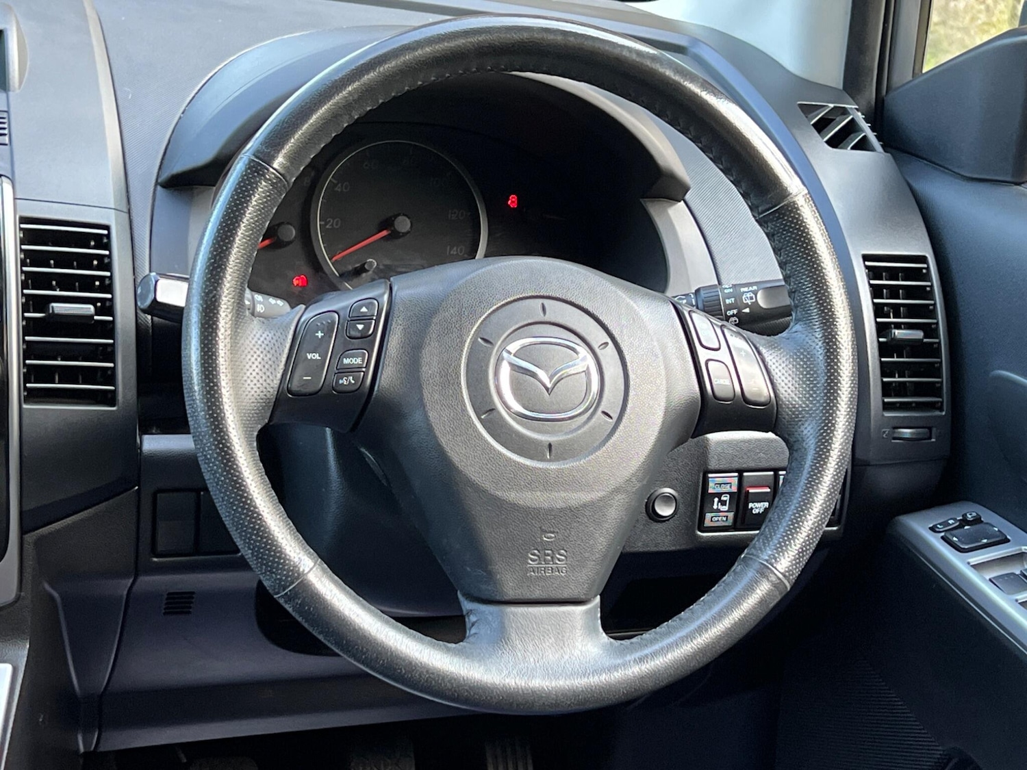 Used Mazda Mazda5 for sale - 77320367: Photo 37