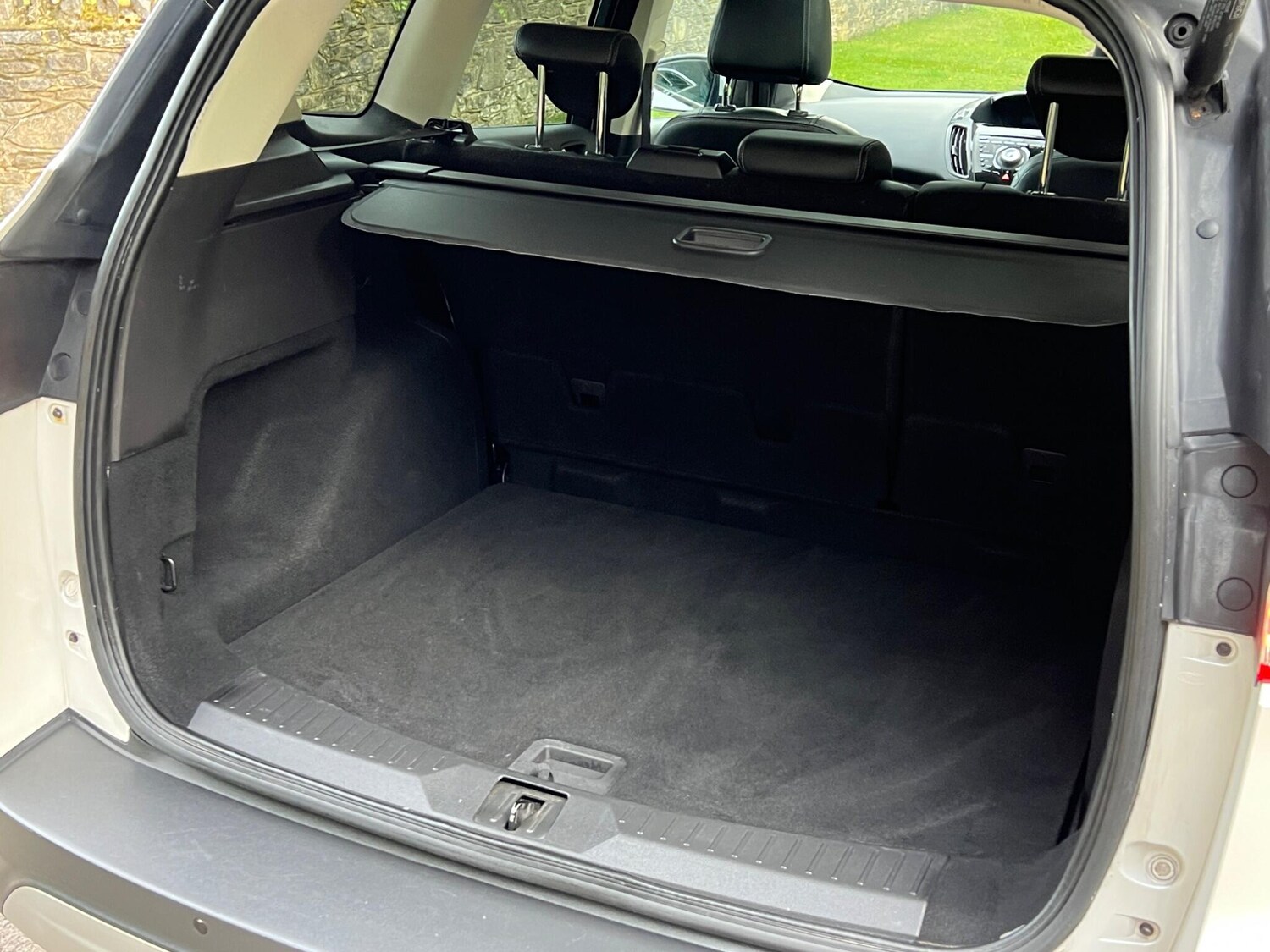 Used Ford Kuga 2014 for sale - 77427658: Photo 58