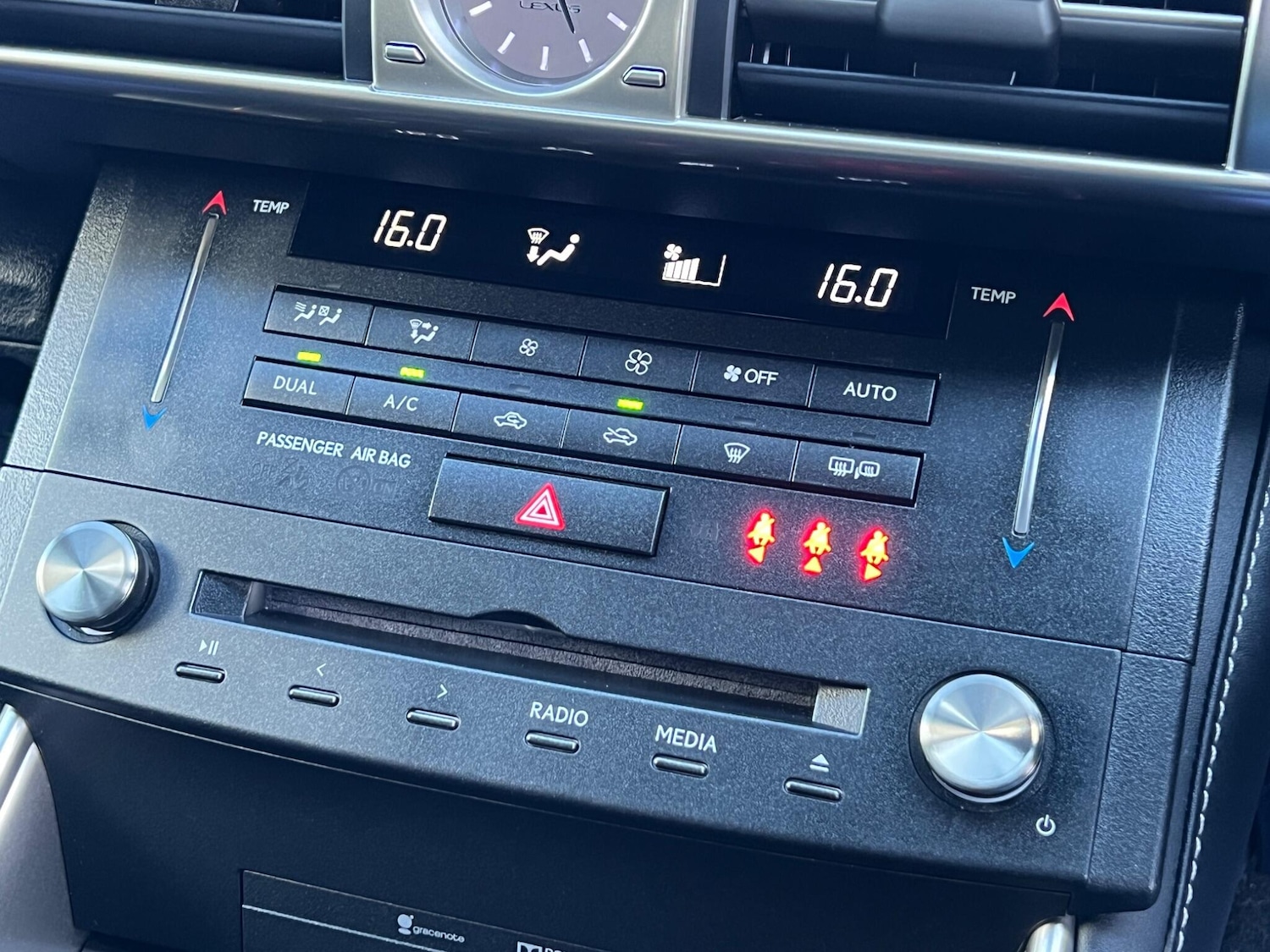 Used Lexus IS 2016 for sale - 78019248: Photo 32