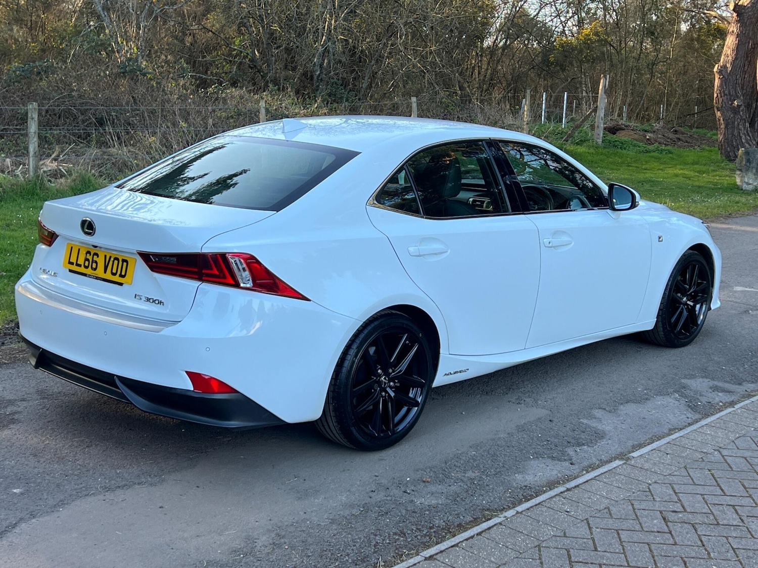 Used Lexus IS 2016 for sale - 78019248: Photo 5