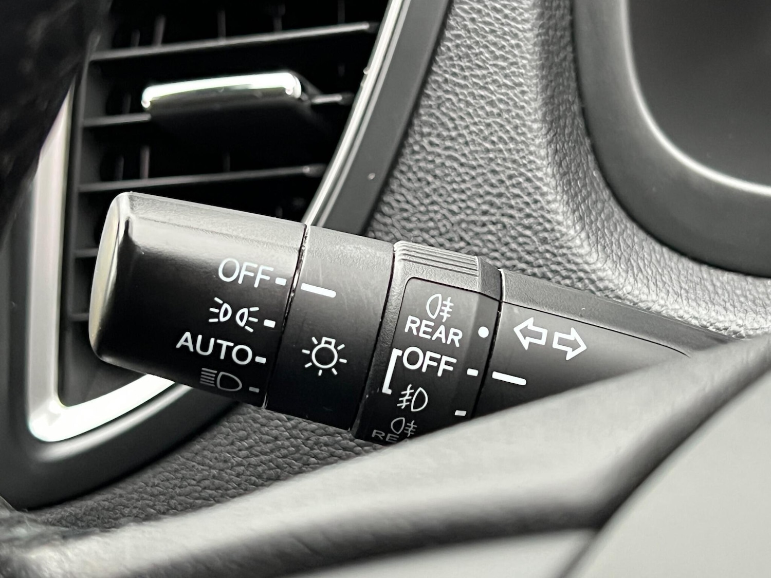 Used Honda CR-V 2018 for sale - 77798933: Photo 30