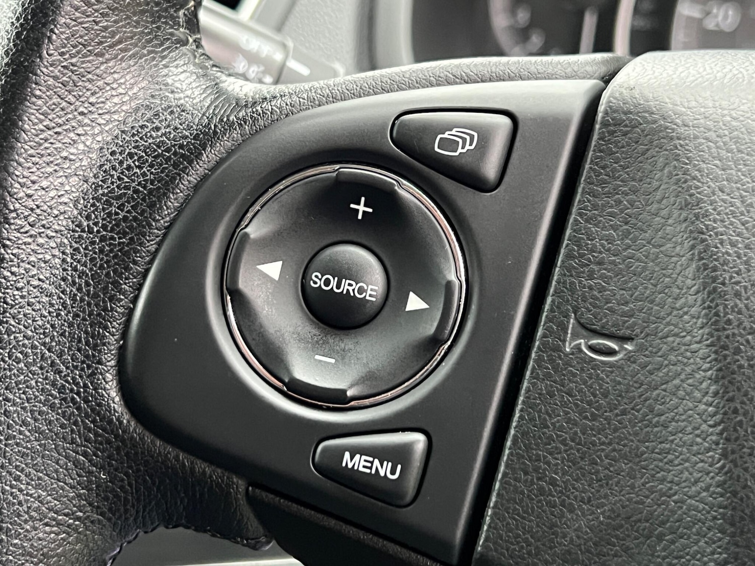 Used Honda CR-V 2018 for sale - 77798933: Photo 31