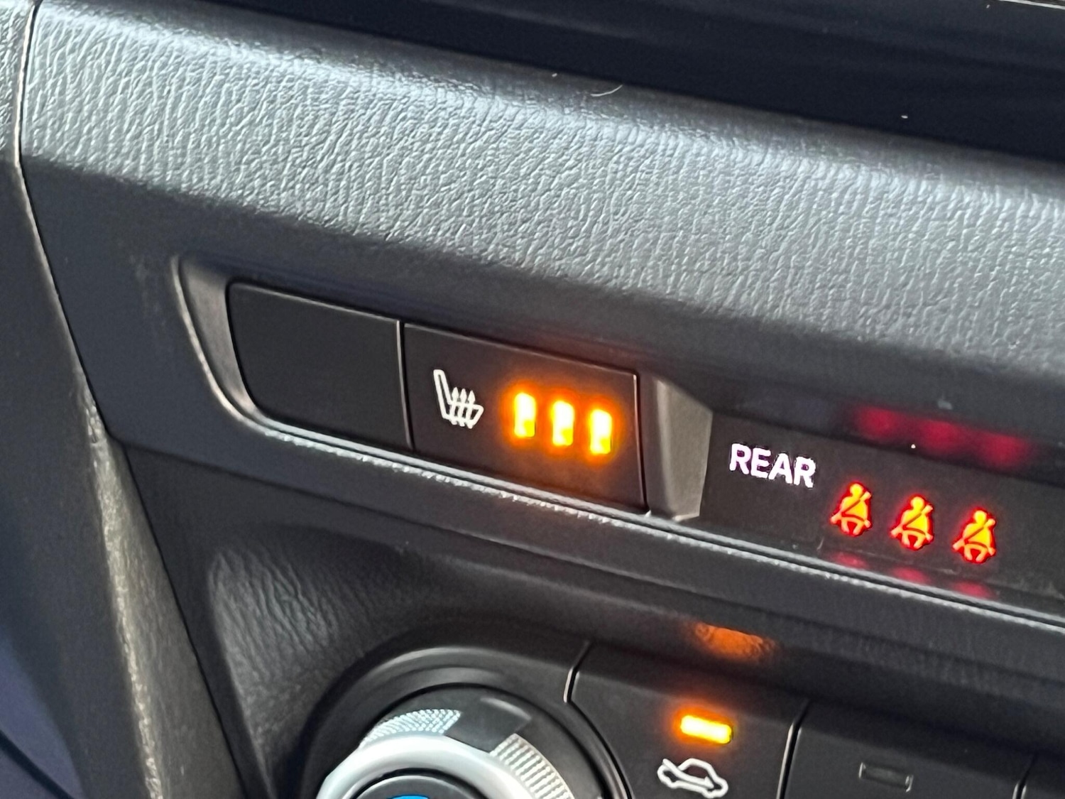 Used Mazda Mazda3 2015 for sale - 77982476: Photo 28