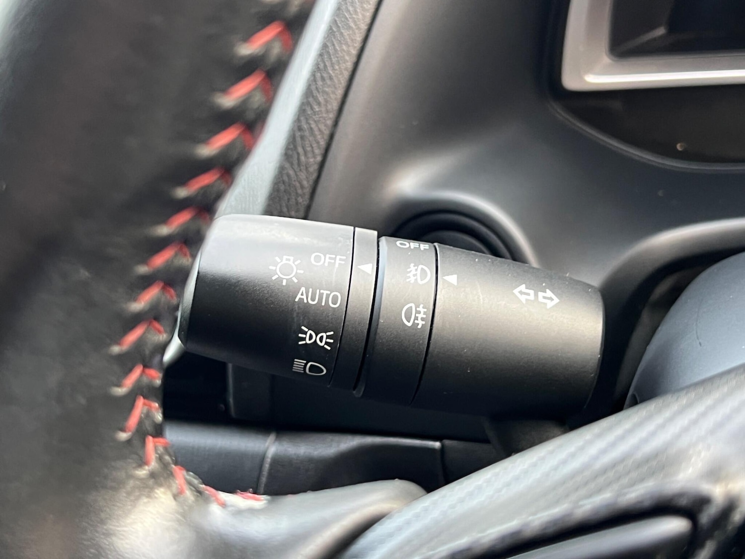 Used Mazda Mazda3 2015 for sale - 77982476: Photo 34