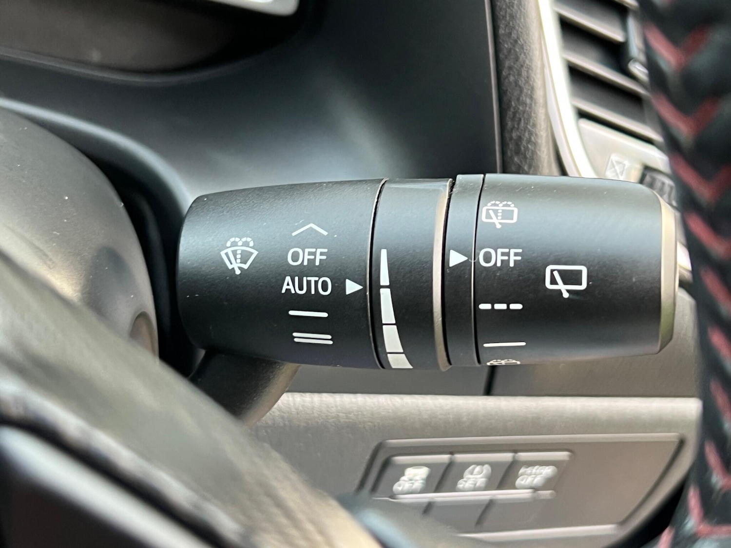 Used Mazda Mazda3 2015 for sale - 77982476: Photo 36