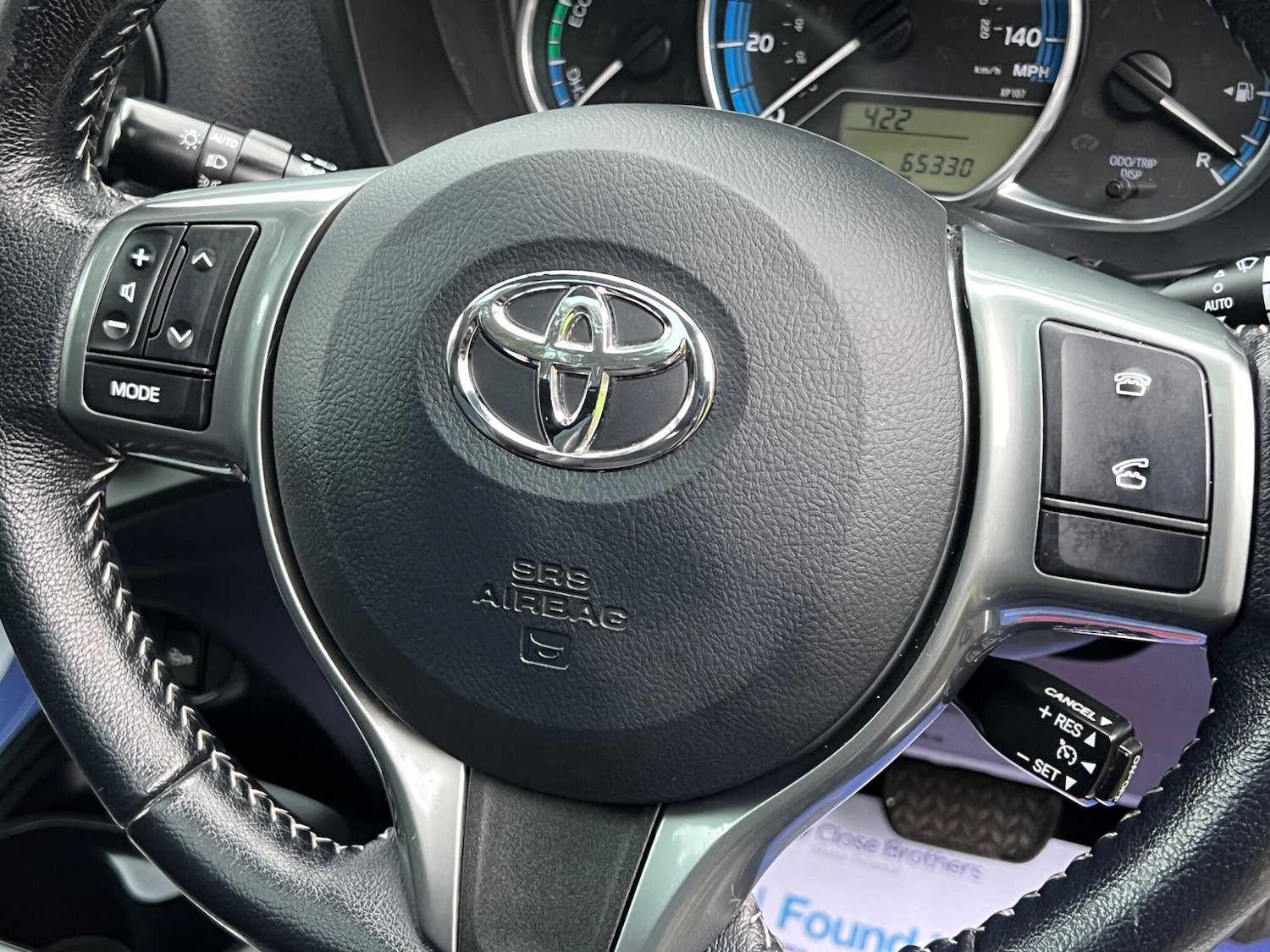 Used Toyota Yaris 2015 for sale - 76953923: Photo 38