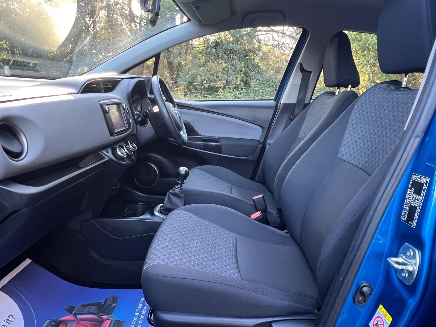 Used Toyota Yaris 2015 for sale - 77427673: Photo 41