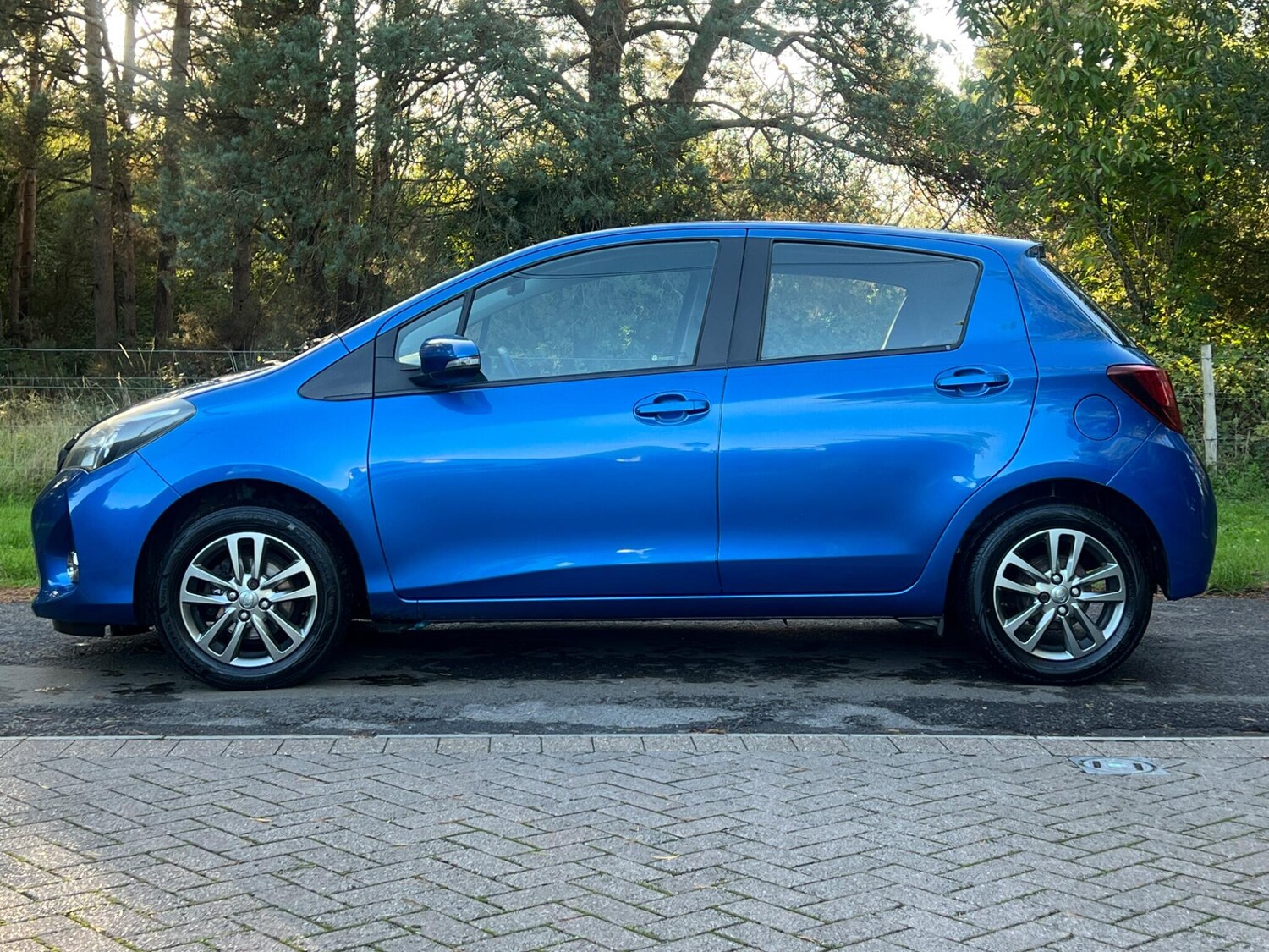 Used Toyota Yaris 2015 for sale - 77427673: Photo 45