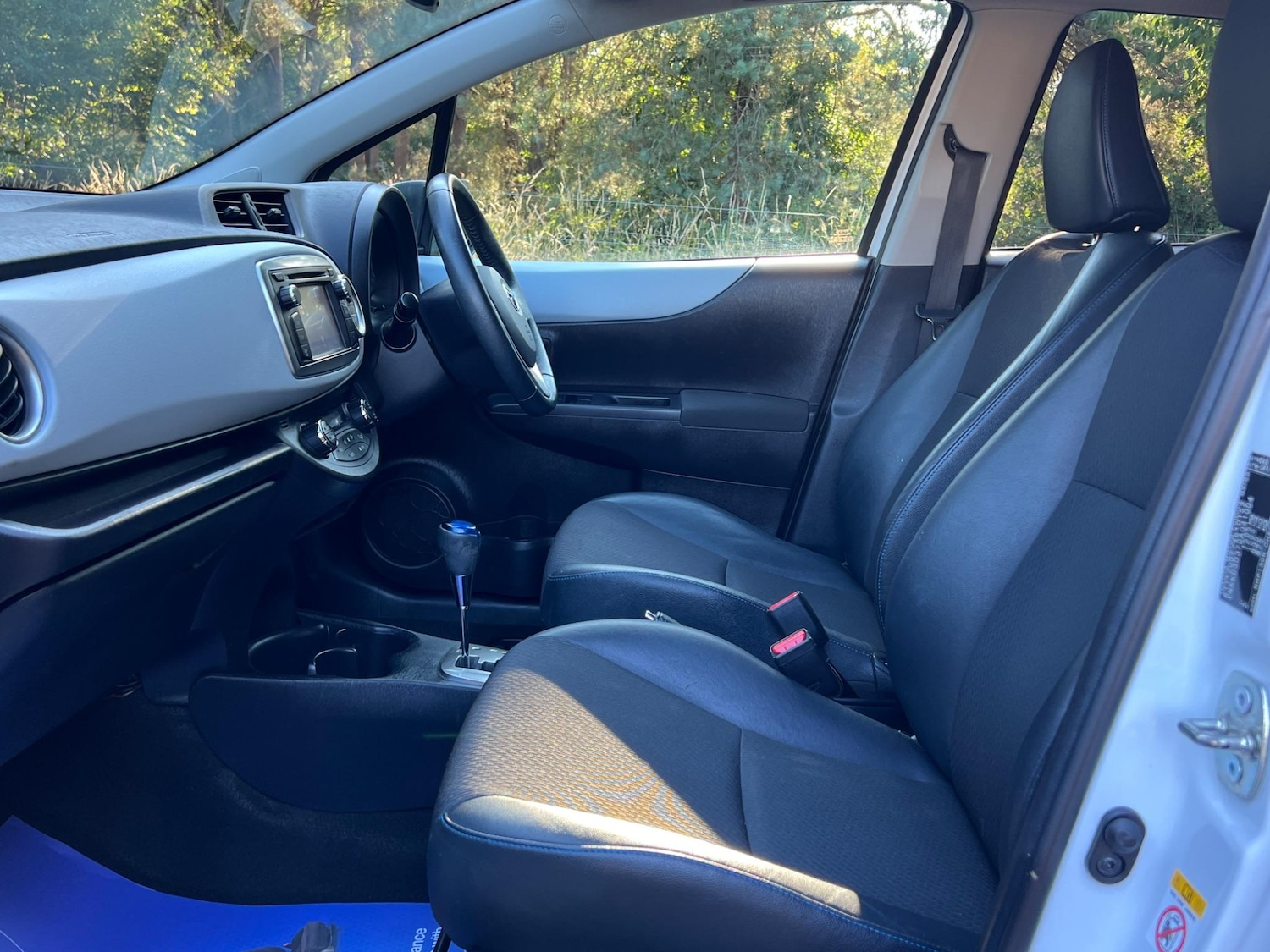 Used Toyota Yaris 2013 for sale - 77162834: Photo 49