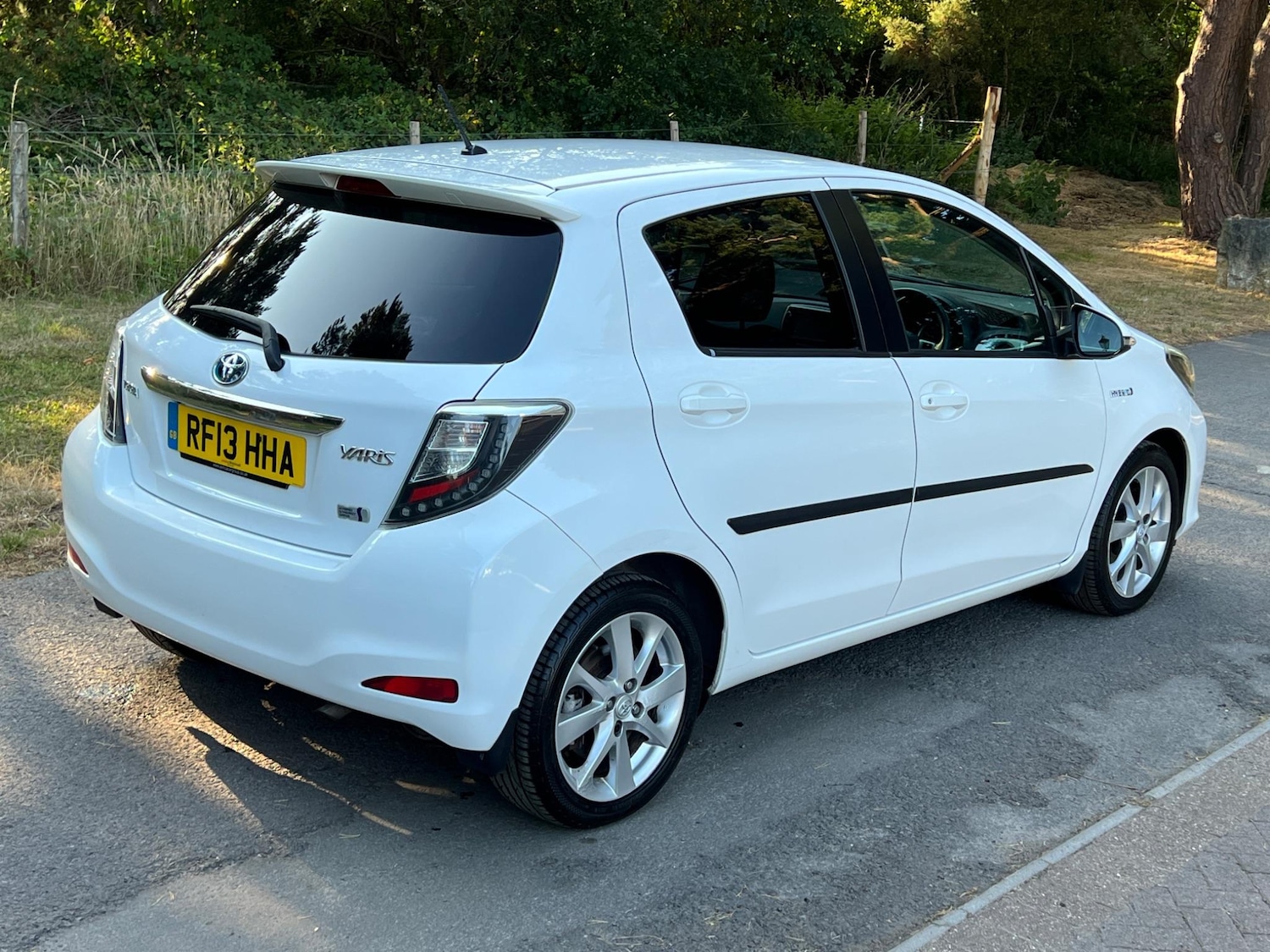 Used Toyota Yaris 2013 for sale - 77162834: Photo 5