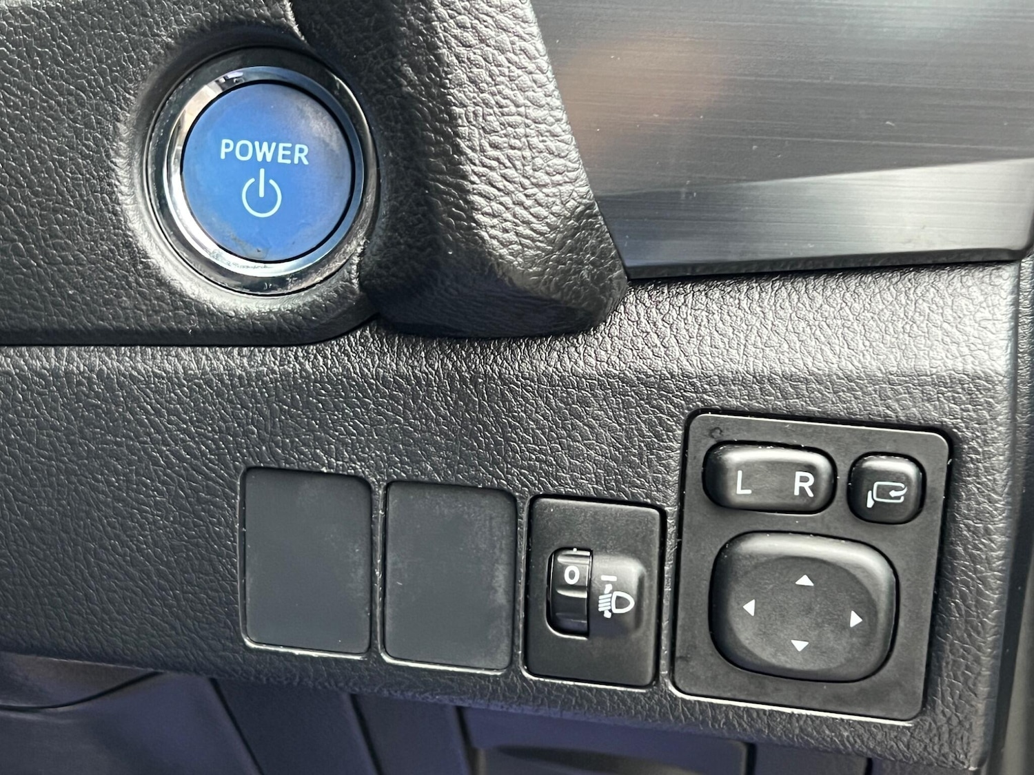 Used Toyota Auris 2013 for sale - 77632996: Photo 28