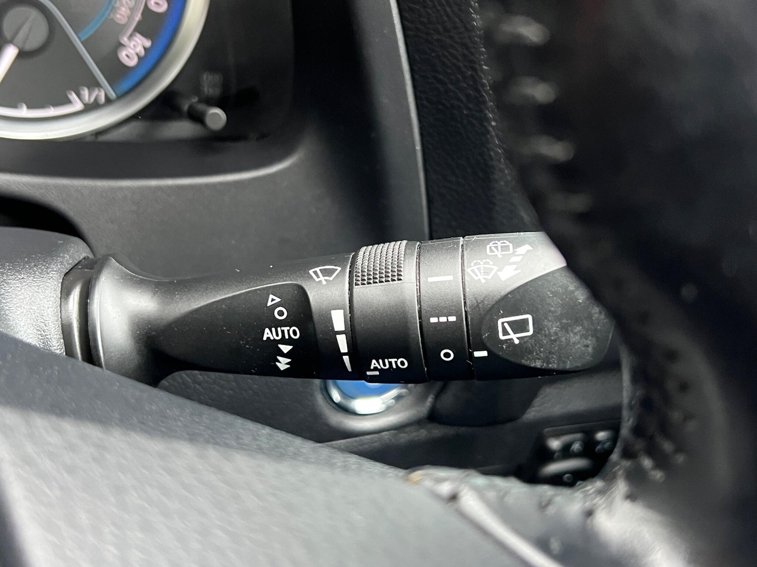 Used Toyota Auris 2013 for sale - 77632996: Photo 29