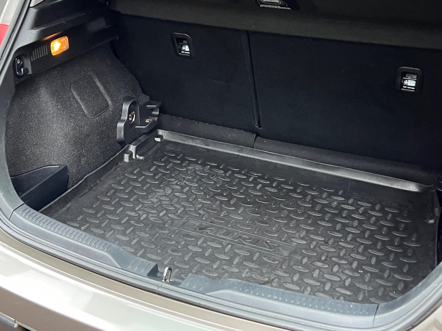 Used Toyota Auris 2013 for sale - 77632996: Photo 48