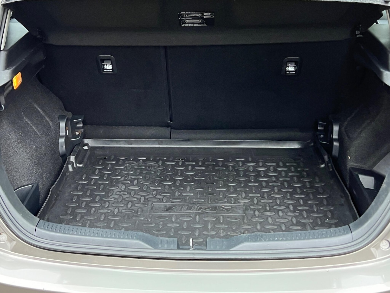 Used Toyota Auris 2013 for sale - 77632996: Photo 49