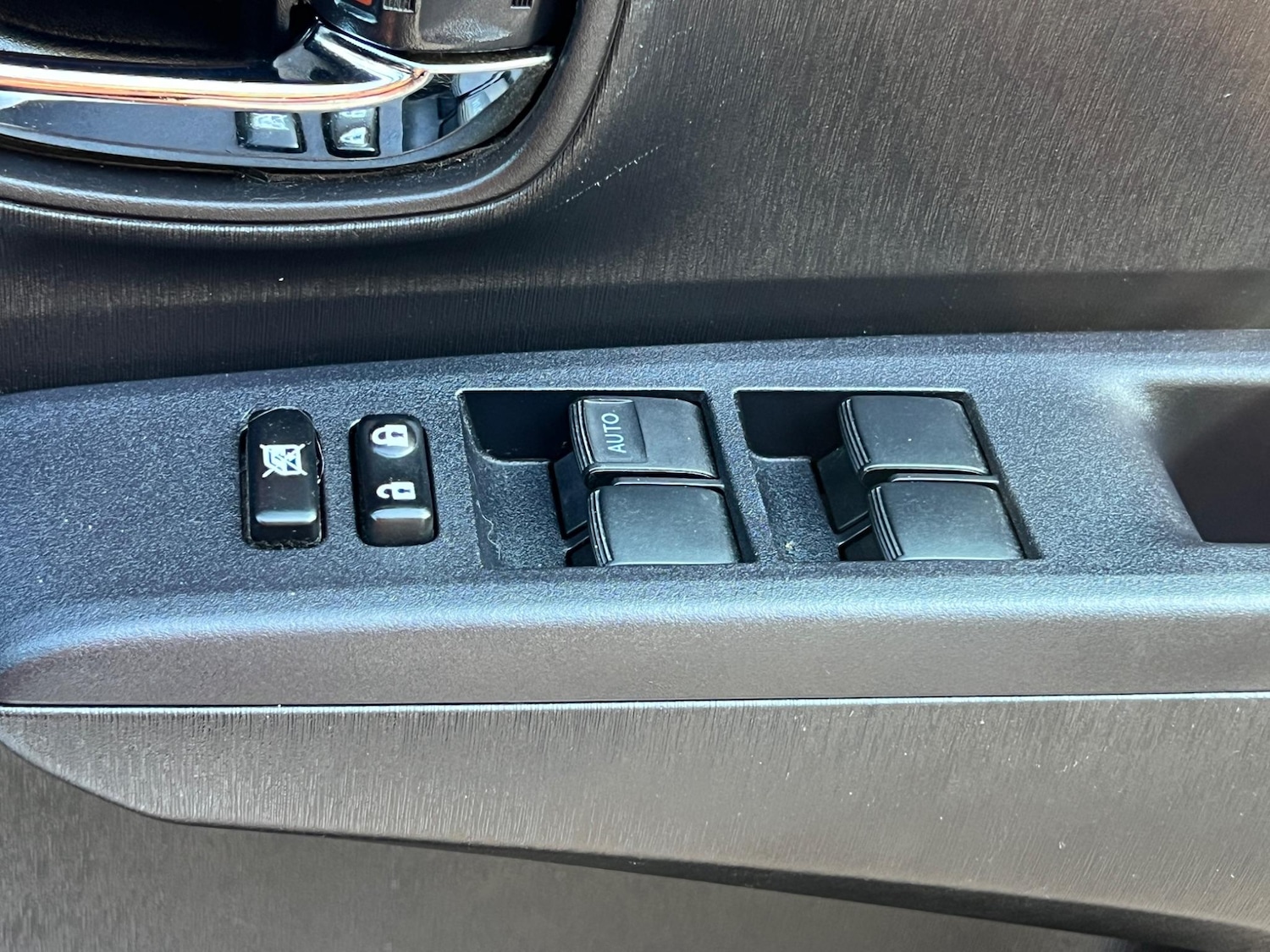 Used Toyota Yaris 2013 for sale - 76953914: Photo 35