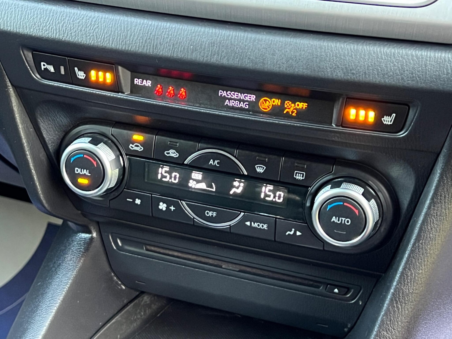 Used Mazda Mazda3 2016 for sale - 78204816: Photo 3