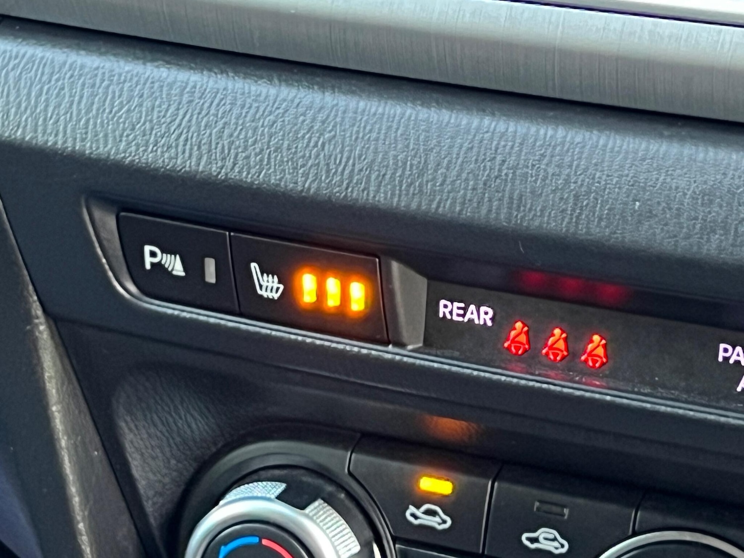 Used Mazda Mazda3 2016 for sale - 78204816: Photo 30