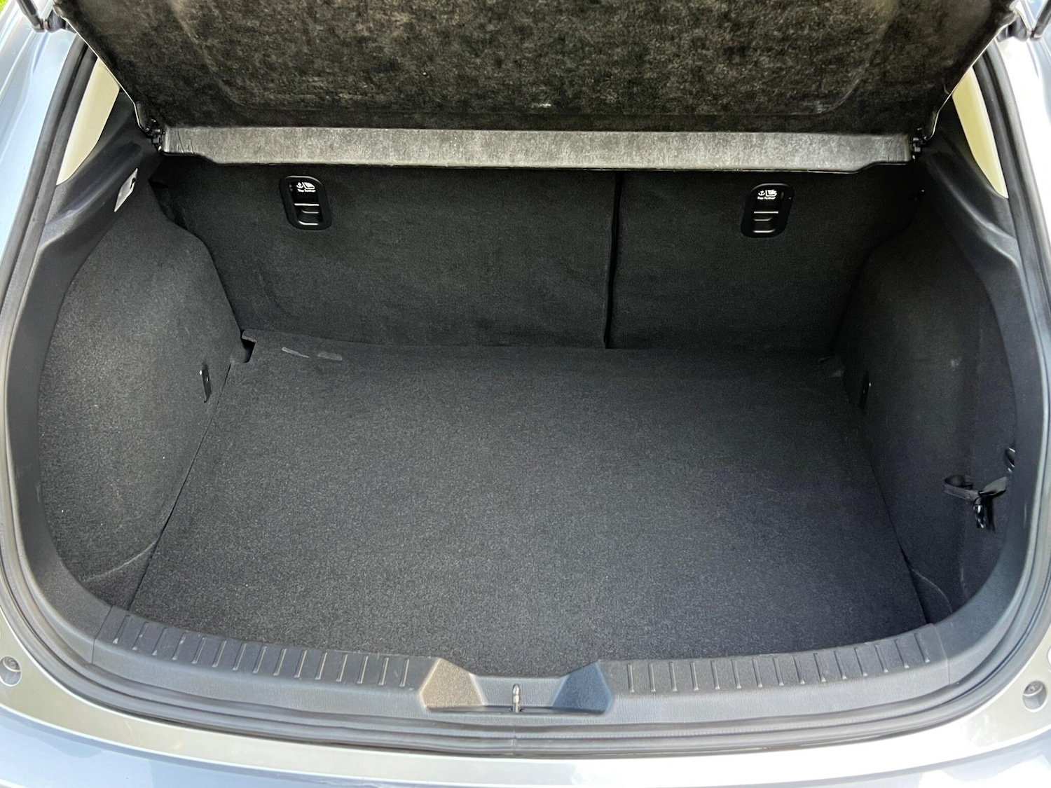 Used Mazda Mazda3 2016 for sale - 78204816: Photo 64