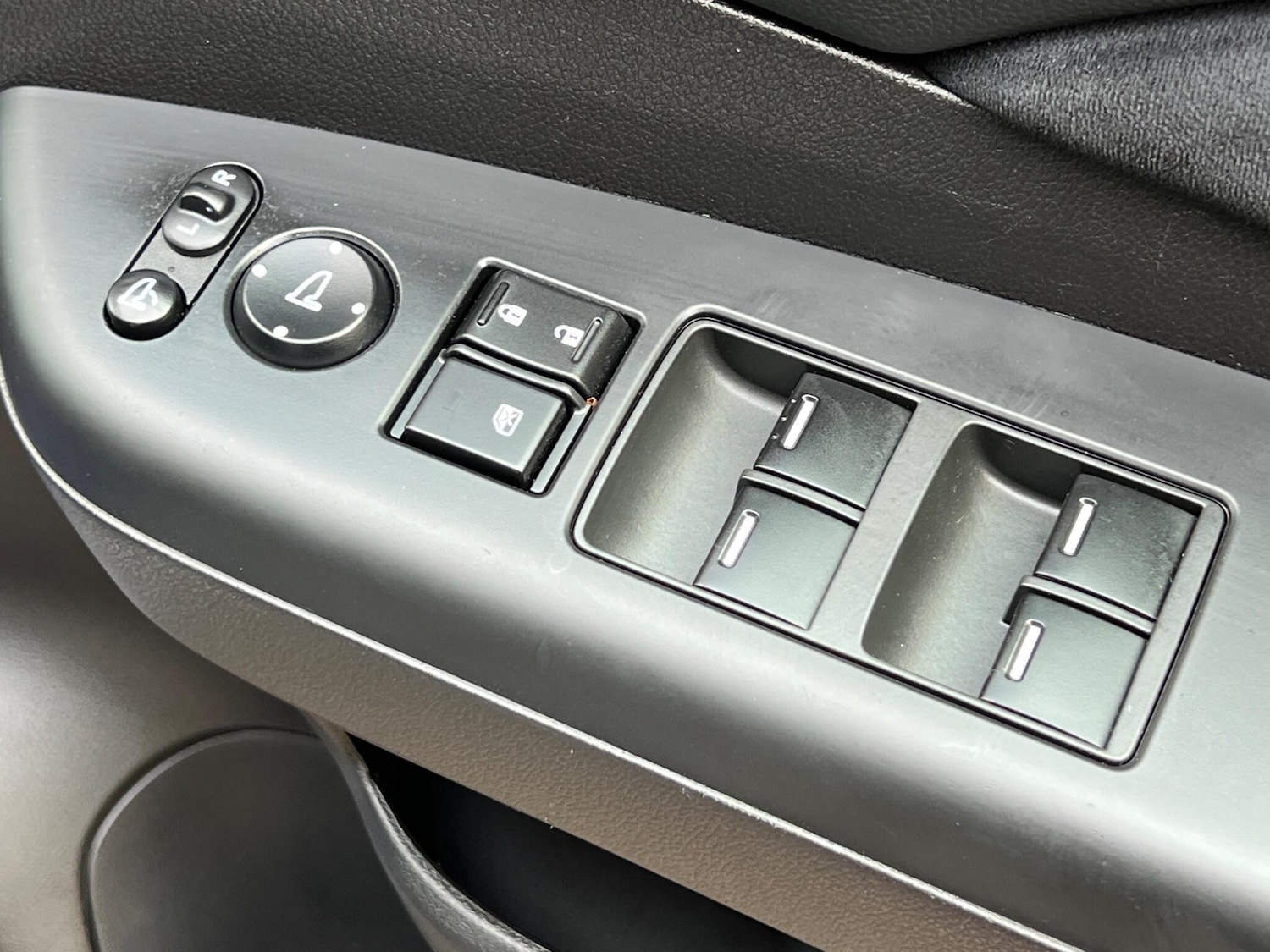 Used Honda CR-V 2015 for sale - 76953907: Photo 33