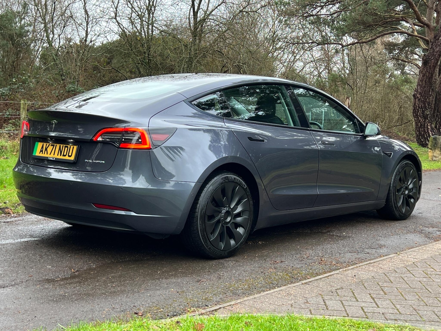 Used Tesla Model 3 2021 for sale - 77174943: Photo 5