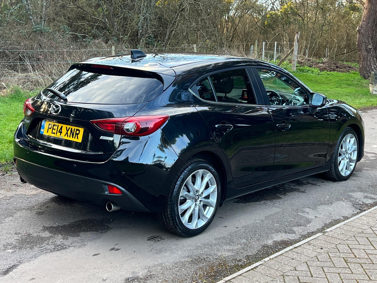 Used Mazda Mazda3 2014 for sale - 77883142: Photo 11