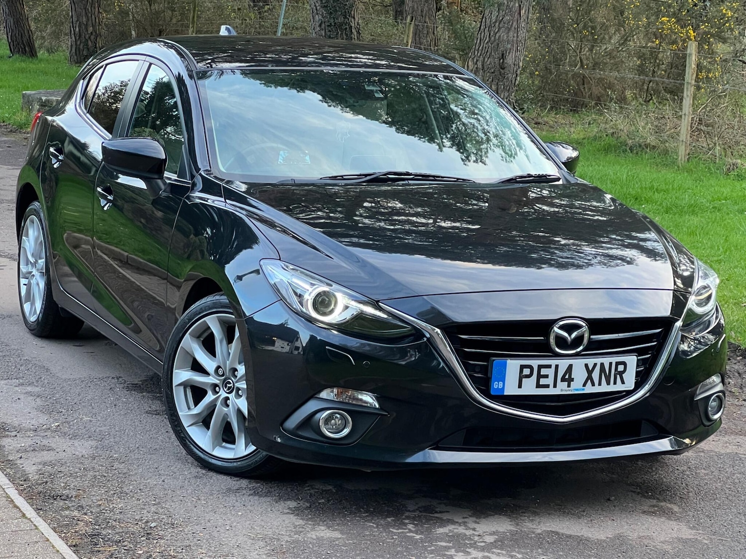 Used Mazda Mazda3 2014 for sale - 77883142: Photo 2