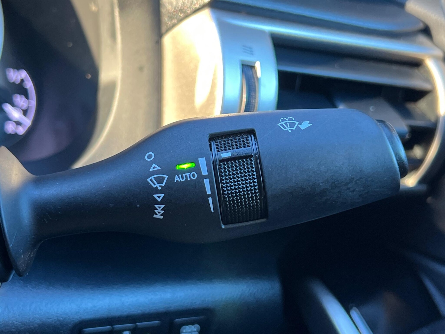 Used Lexus IS 2016 for sale - 77978012: Photo 15