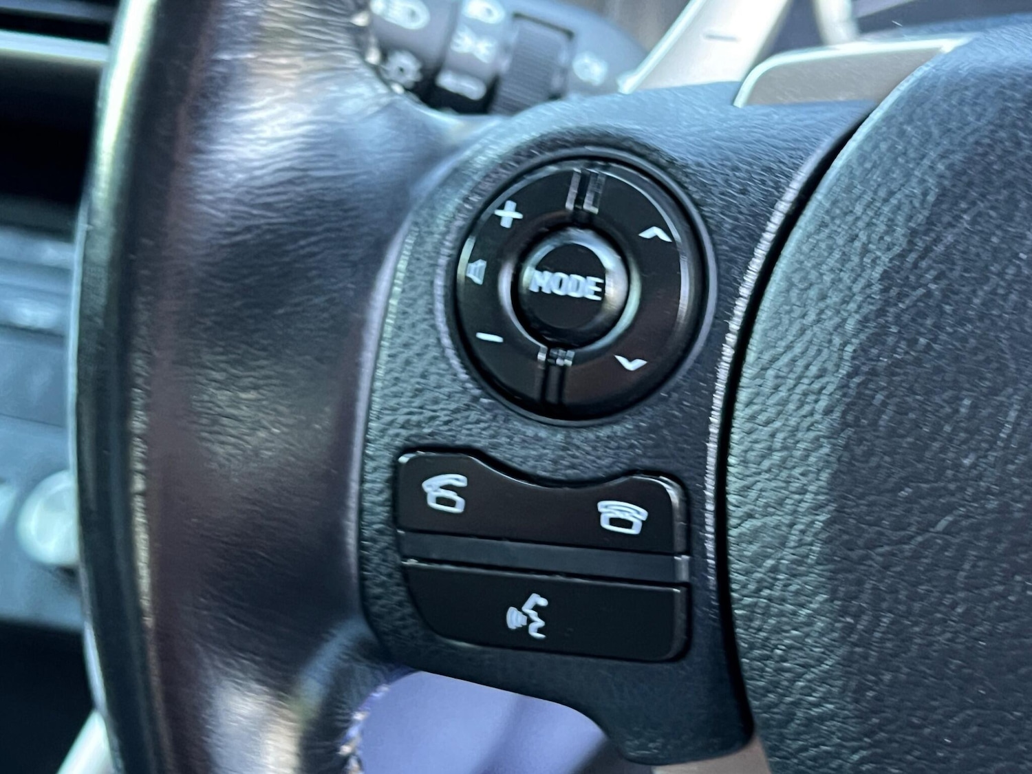 Used Lexus IS 2016 for sale - 77978012: Photo 34