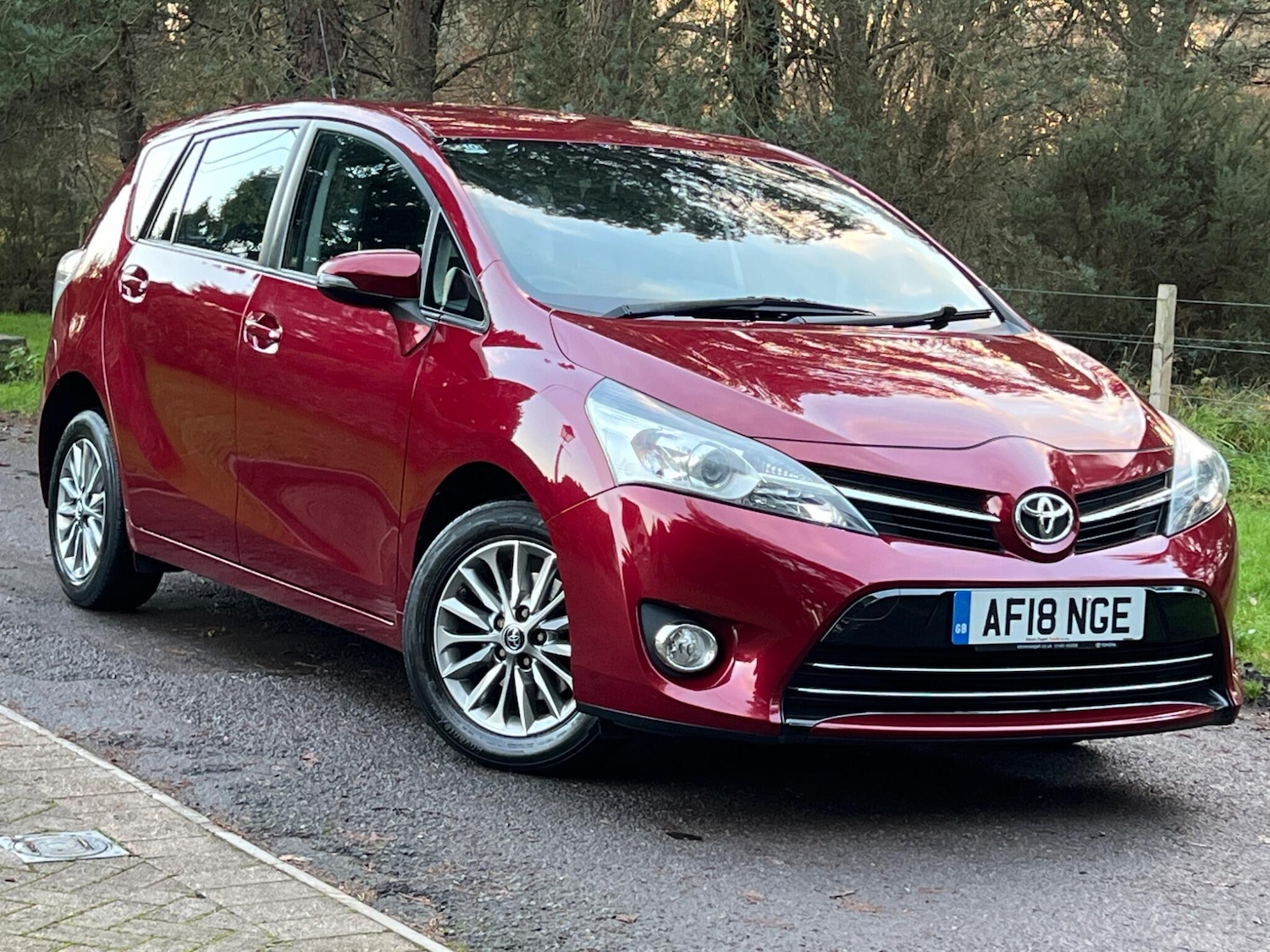 Used Toyota Verso 2018 for sale - 76952802: Photo 14