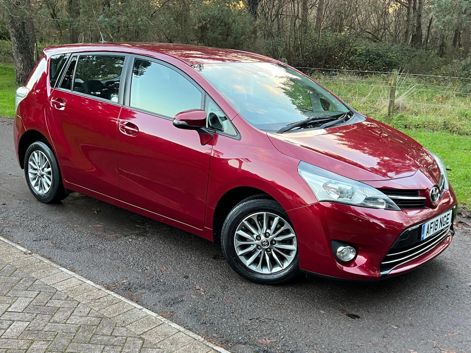 Used Toyota Verso 2018 for sale - 76952802: Photo 16