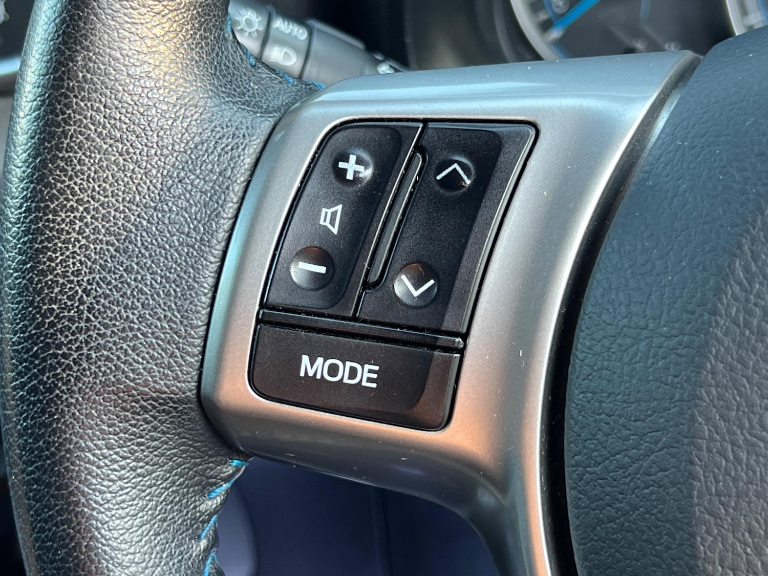 Used Toyota Yaris 2013 for sale - 77427709: Photo 30