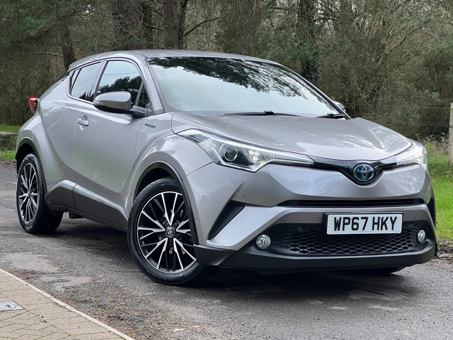 Used Toyota C-HR 2017 for sale - 77427696: Photo 18