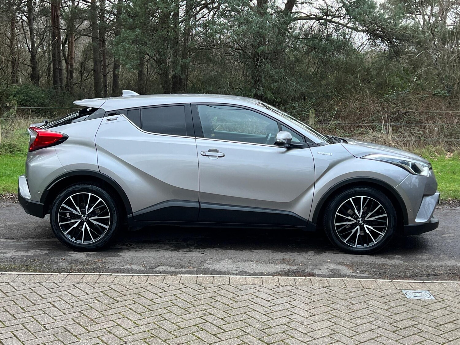 Used Toyota C-HR 2017 for sale - 77427696: Photo 23