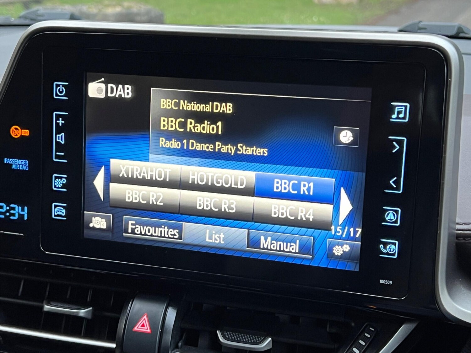 Used Toyota C-HR 2017 for sale - 77427696: Photo 27