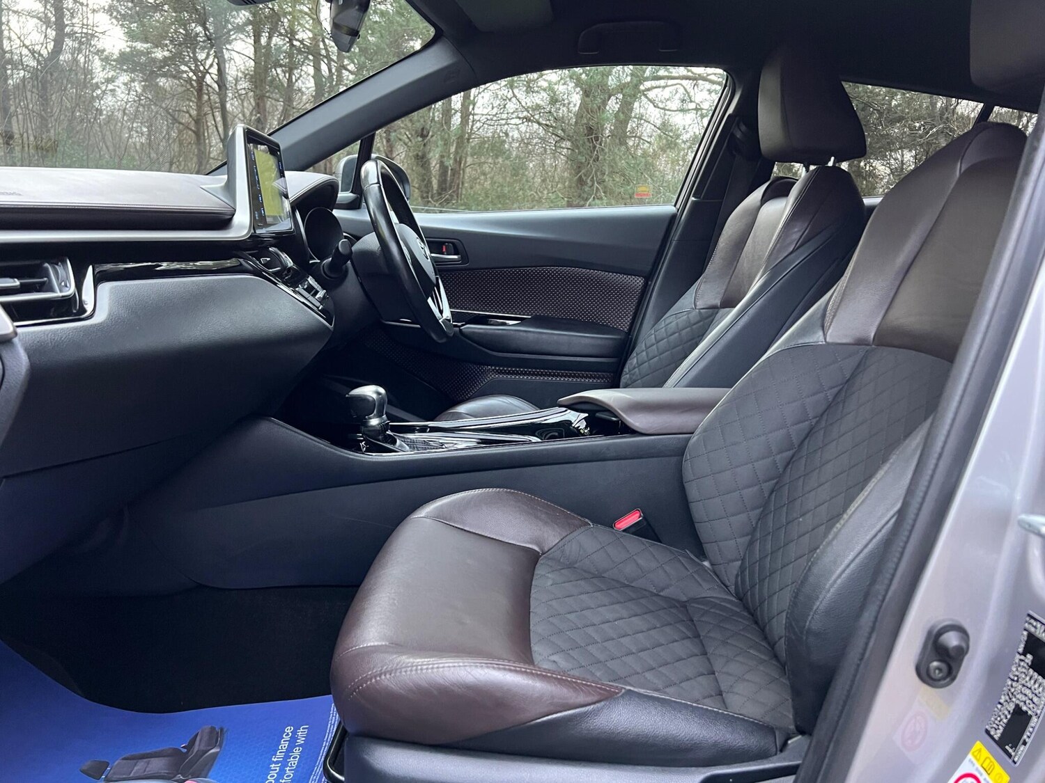 Used Toyota C-HR 2017 for sale - 77427696: Photo 54