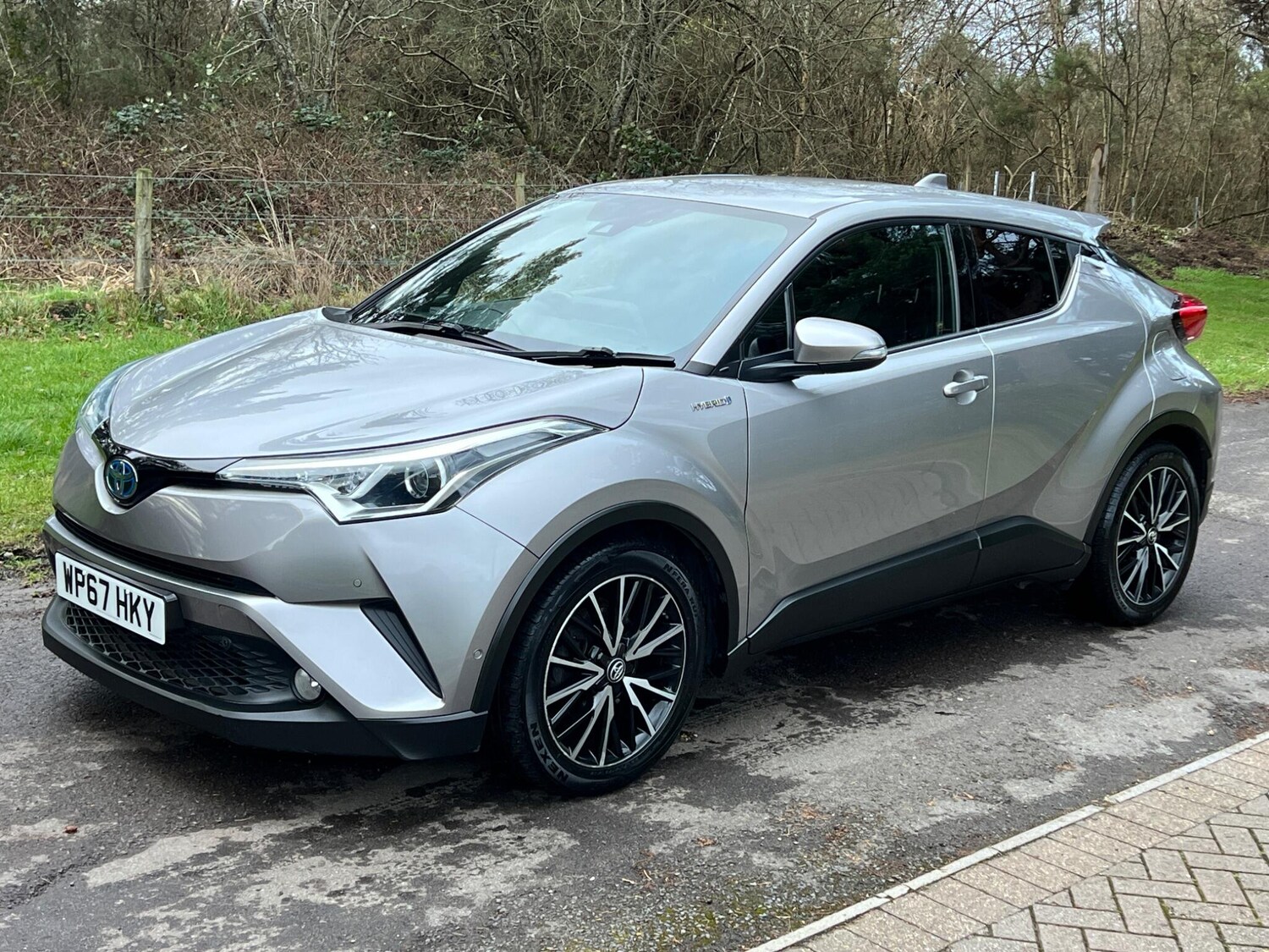 Used Toyota C-HR 2017 for sale - 77427696: Photo 57