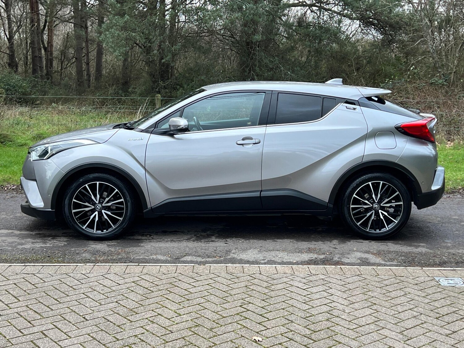 Used Toyota C-HR 2017 for sale - 77427696: Photo 59