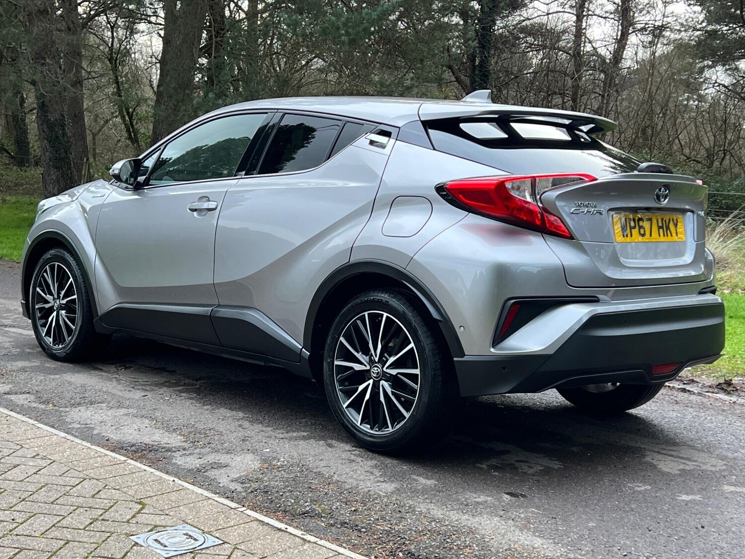 Used Toyota C-HR 2017 for sale - 77427696: Photo 60