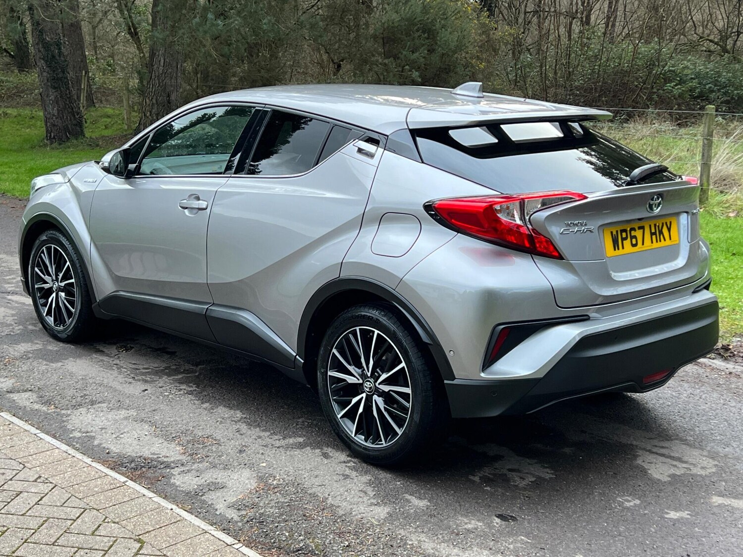 Used Toyota C-HR 2017 for sale - 77427696: Photo 61