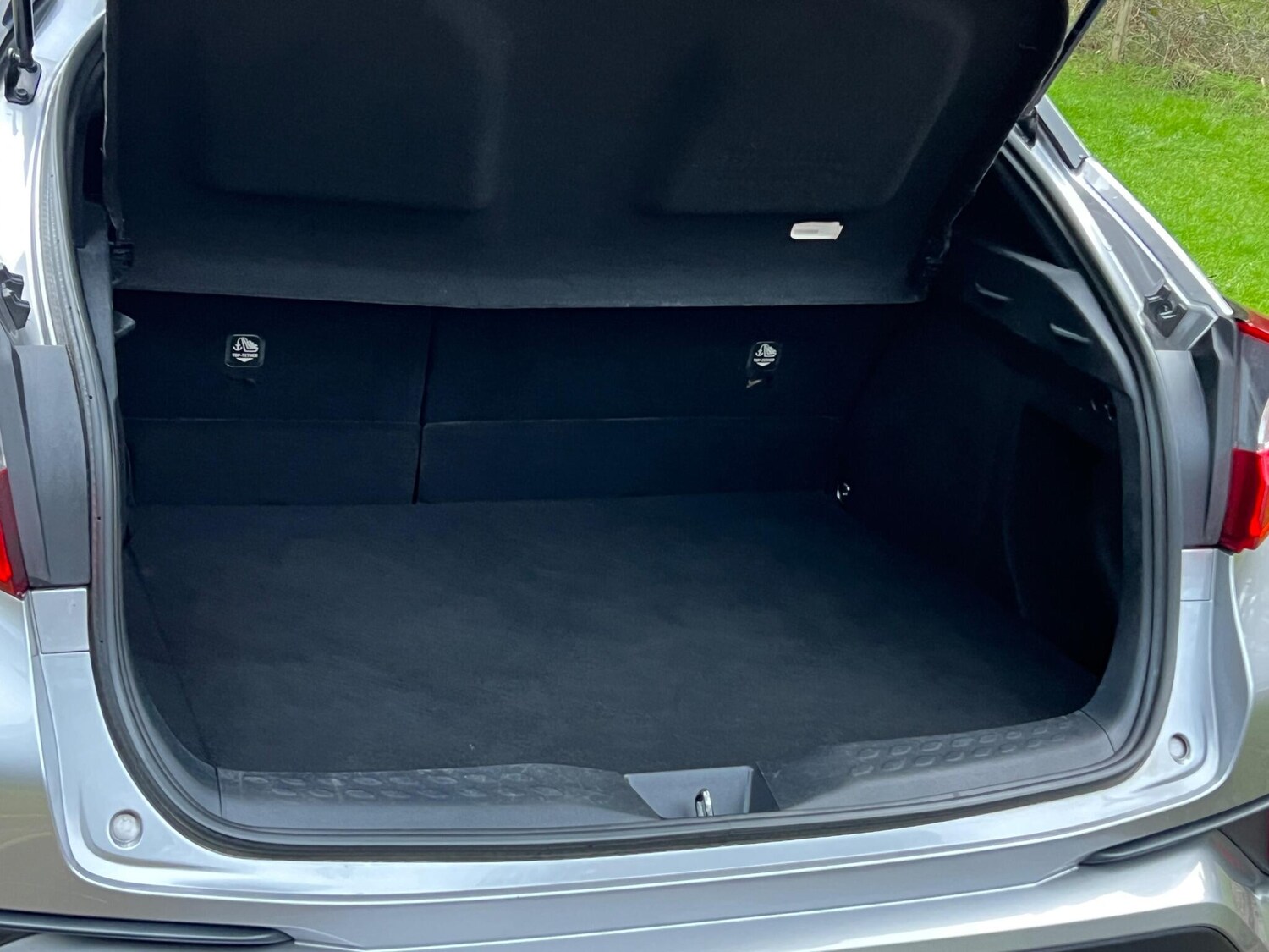 Used Toyota C-HR 2017 for sale - 77427696: Photo 63