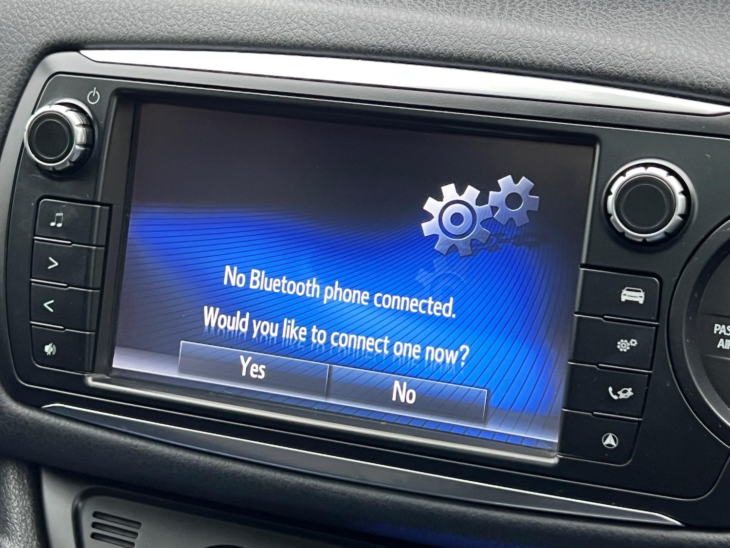 Used Toyota Yaris for sale - 77537263: Photo 21