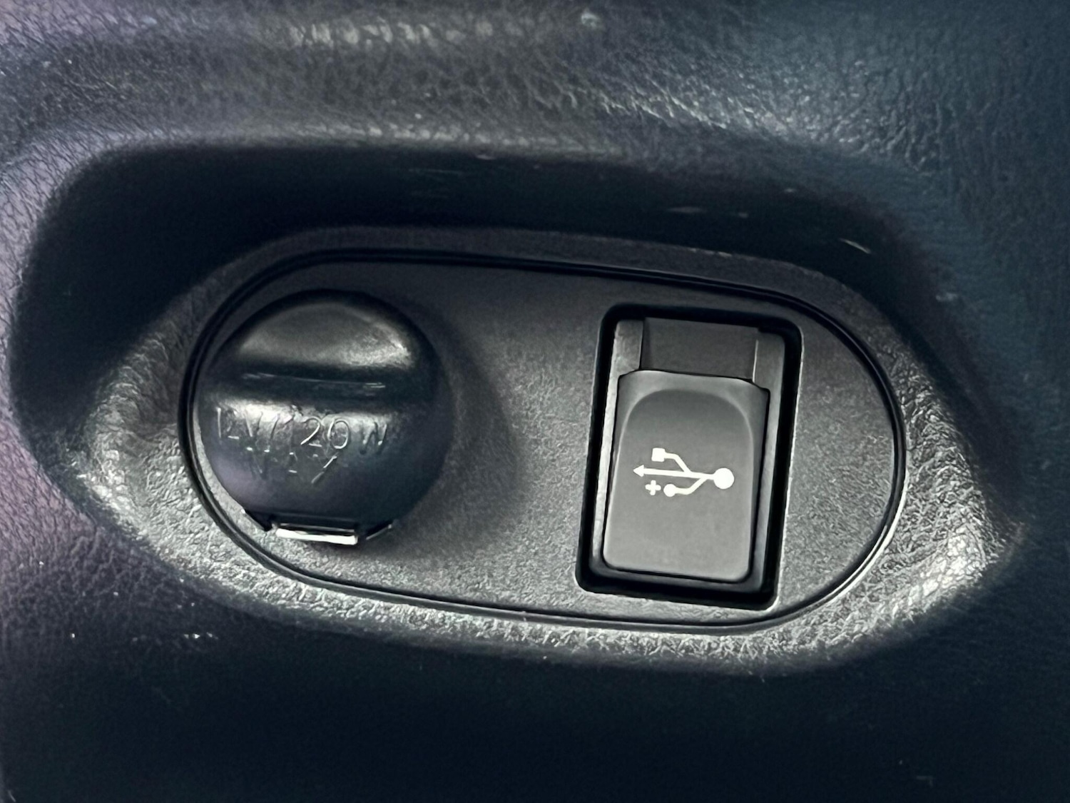 Used Toyota Yaris for sale - 77537263: Photo 24