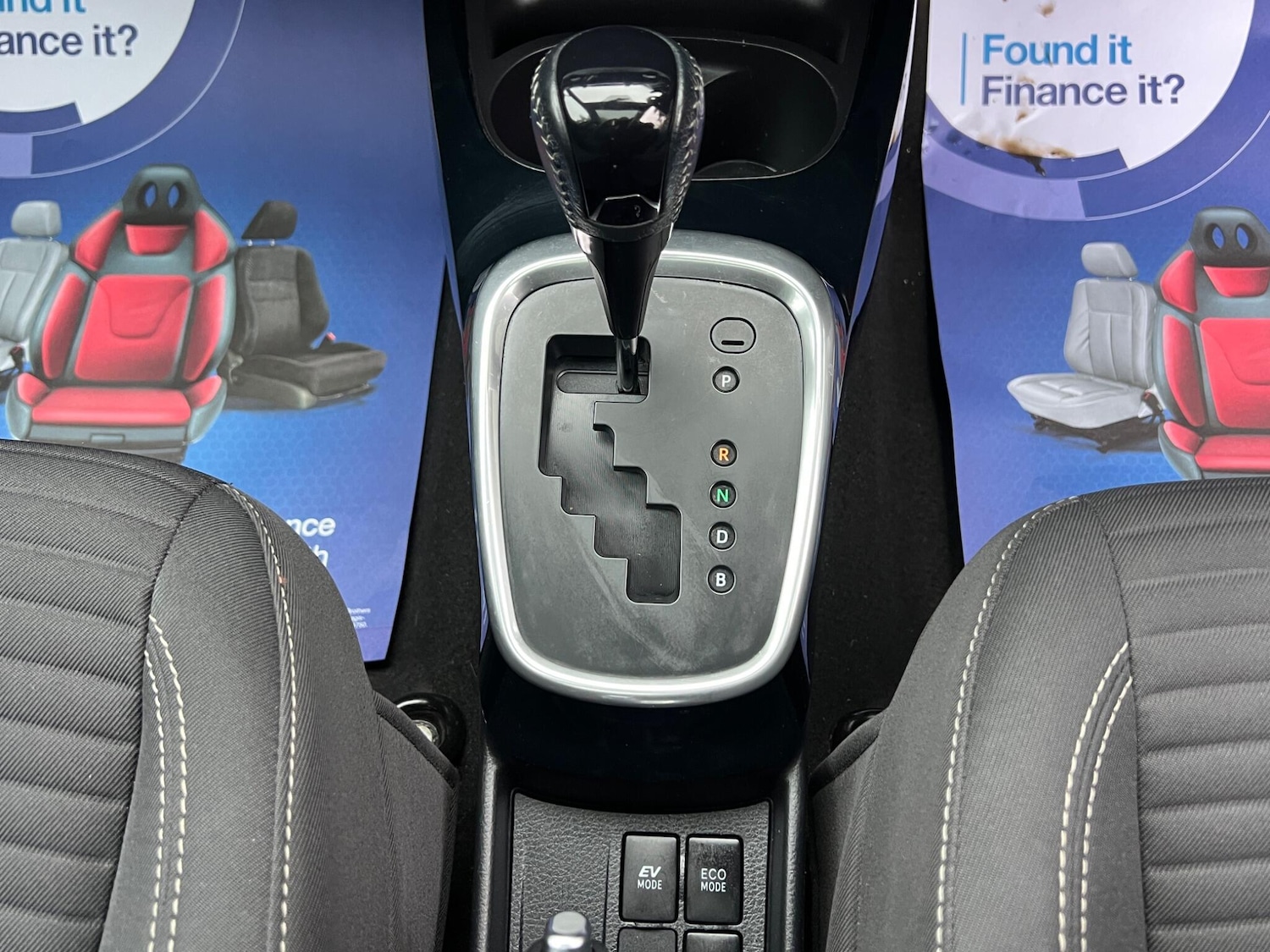 Used Toyota Yaris for sale - 77537263: Photo 28