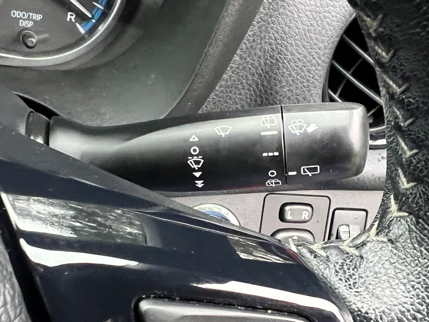 Used Toyota Yaris for sale - 77537263: Photo 29