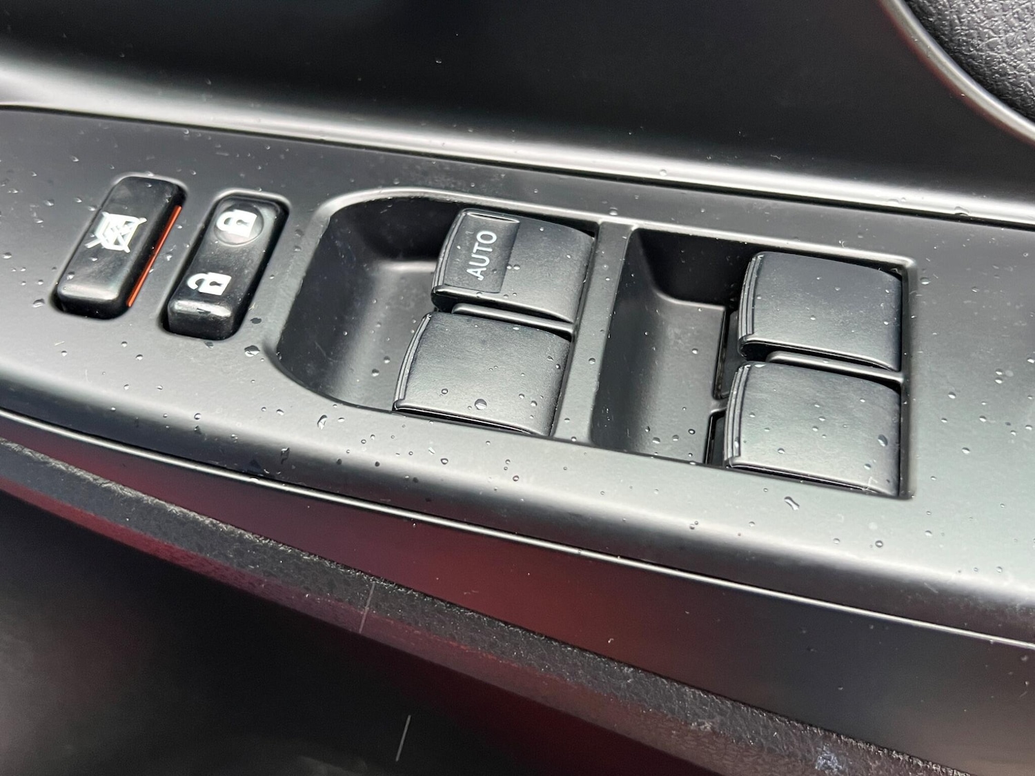 Used Toyota Yaris for sale - 77537263: Photo 35