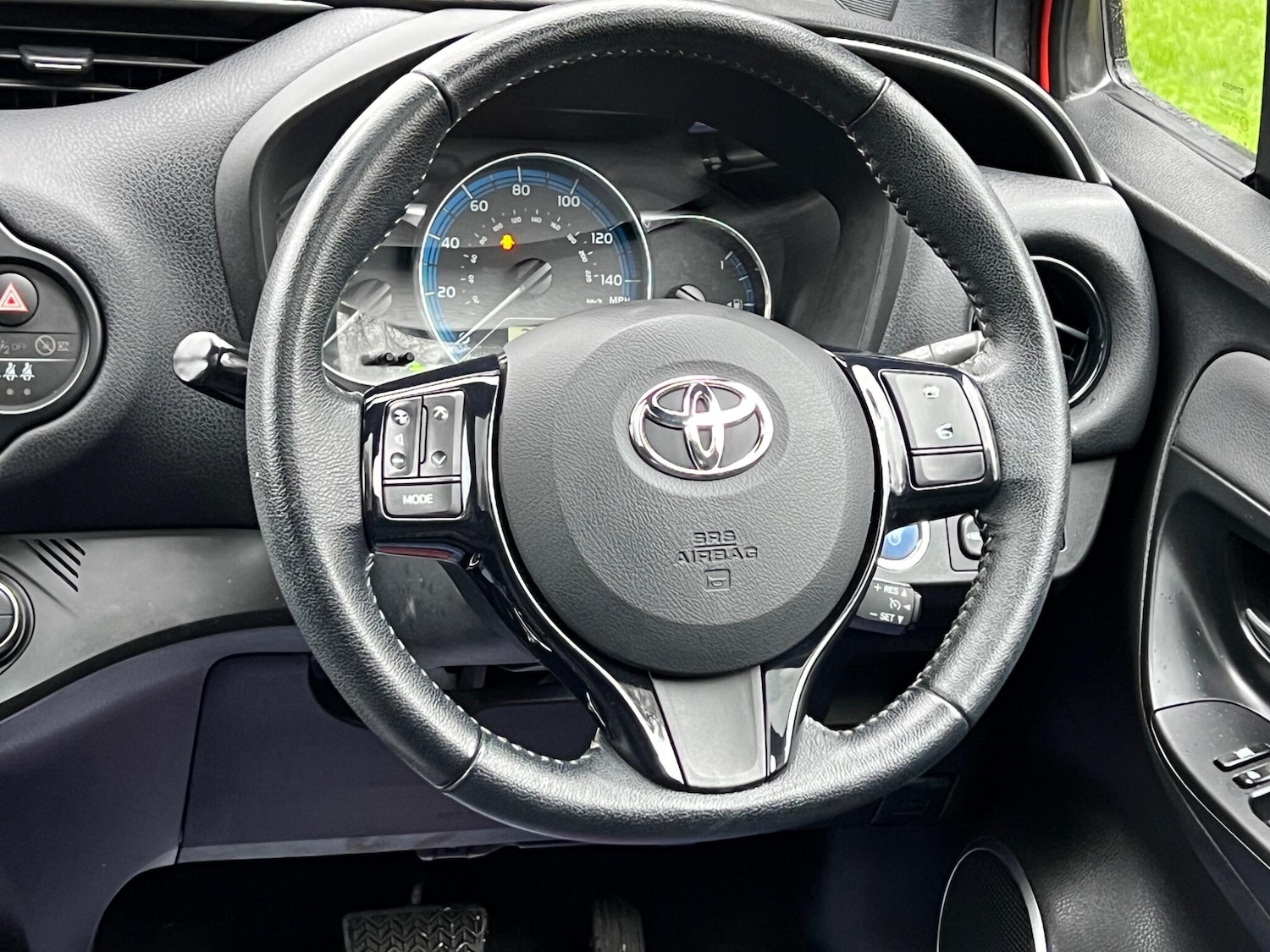 Used Toyota Yaris for sale - 77537263: Photo 40