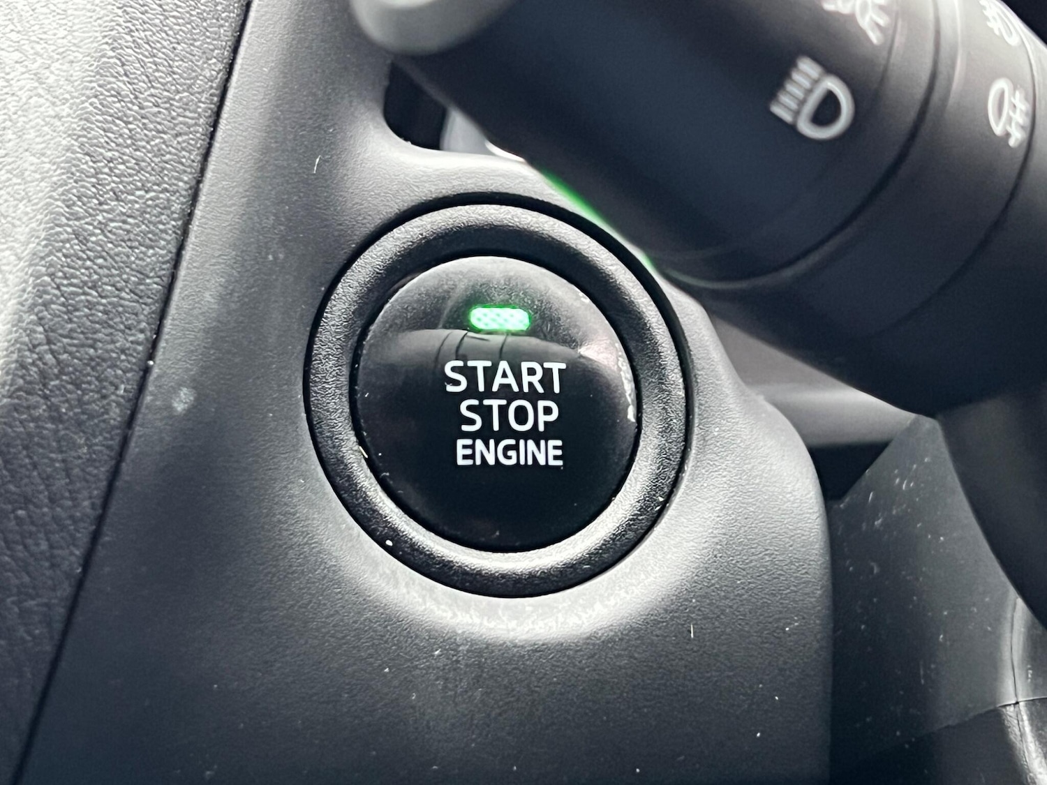 Used Mazda Mazda3 2014 for sale - 77657749: Photo 32