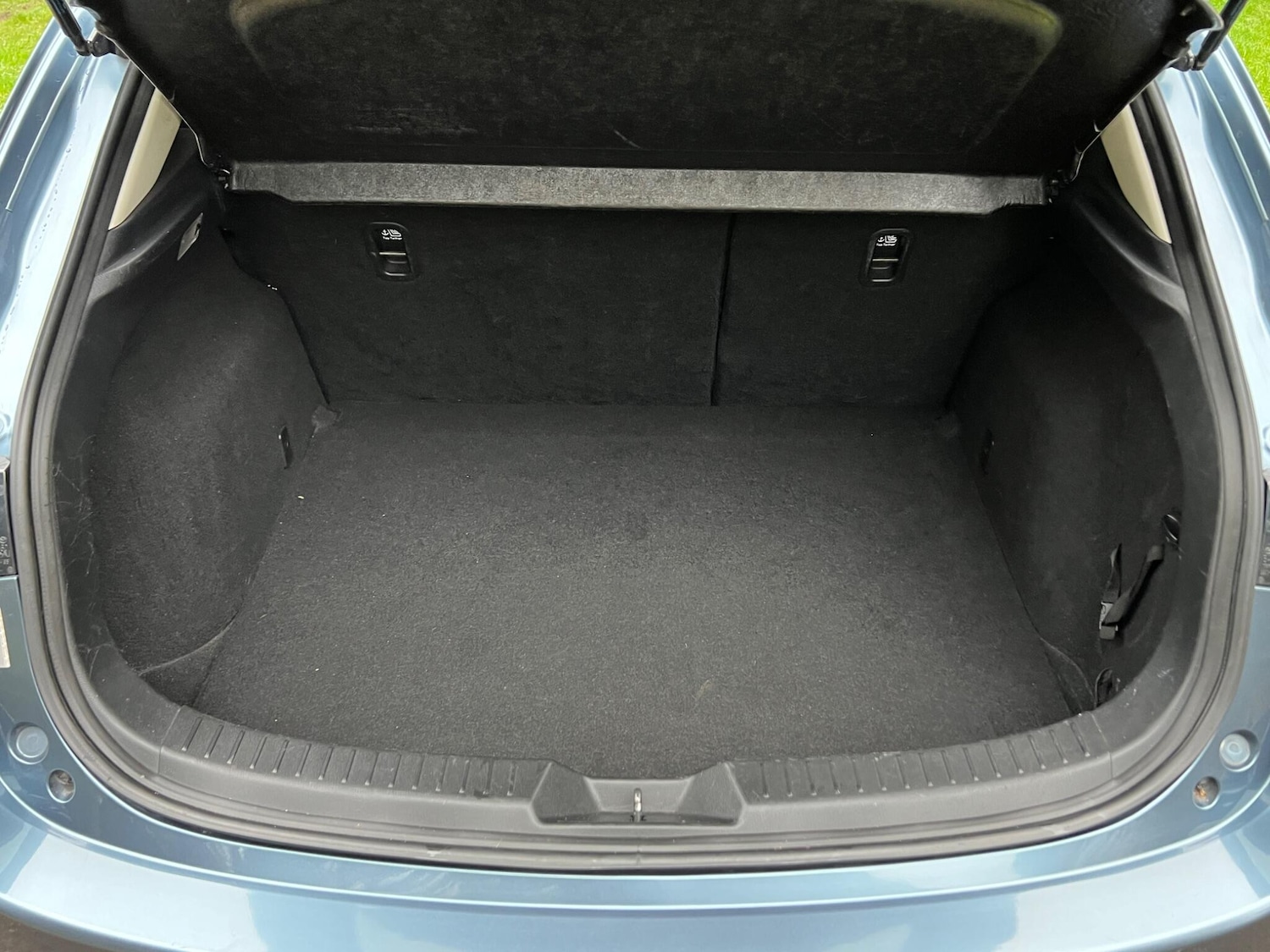 Used Mazda Mazda3 2014 for sale - 77657749: Photo 65