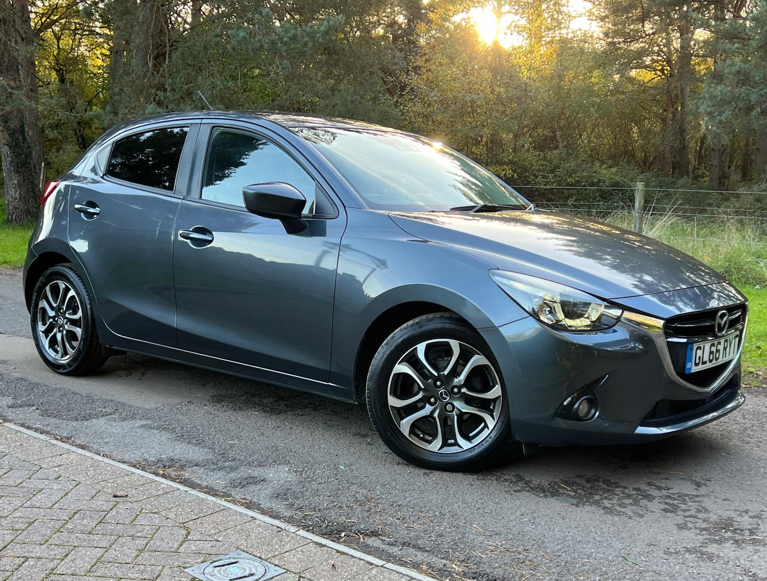 Used Mazda Mazda2 2016 for sale - 76953240: Photo 15