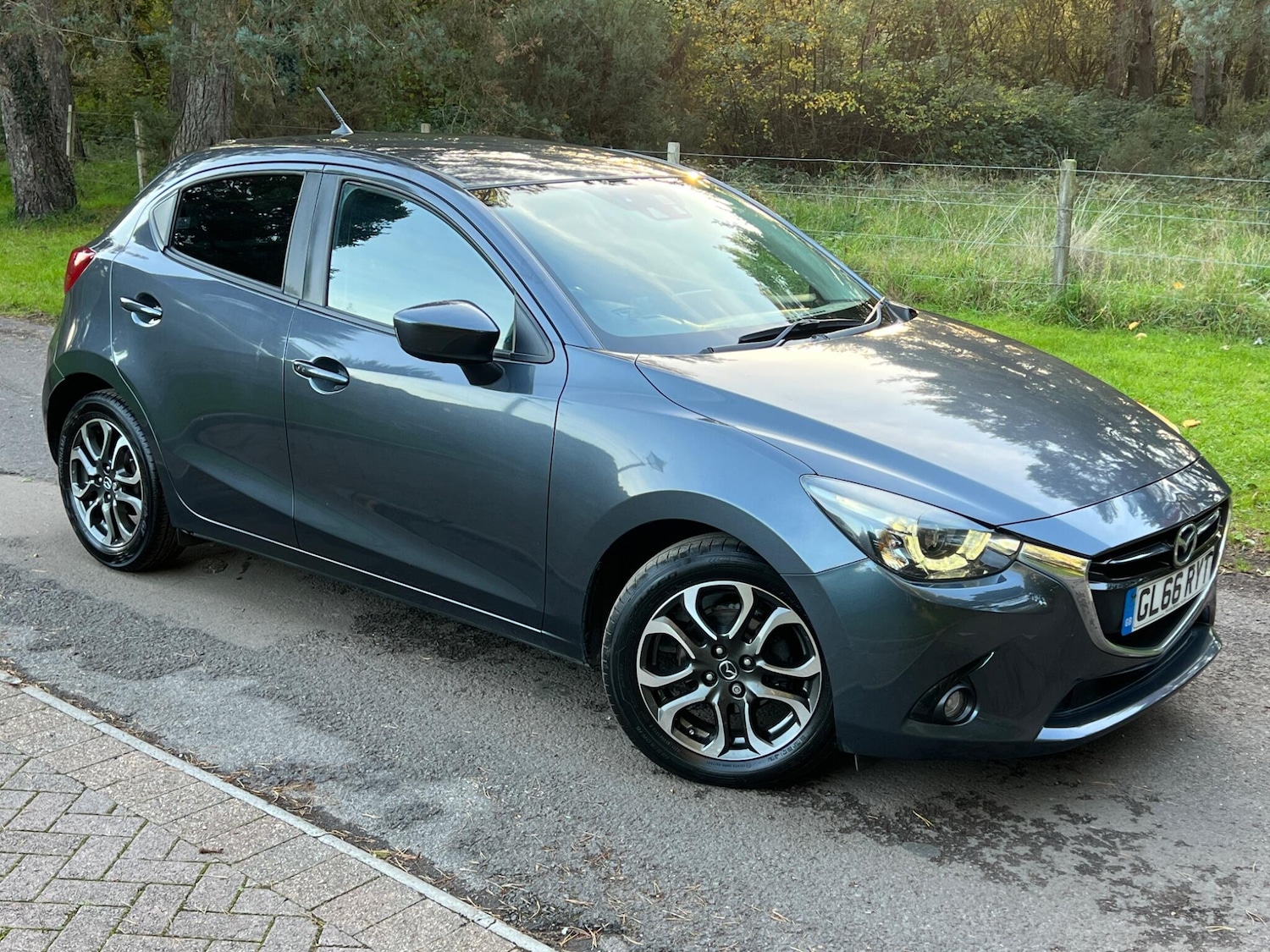 Used Mazda Mazda2 2016 for sale - 76953240: Photo 16